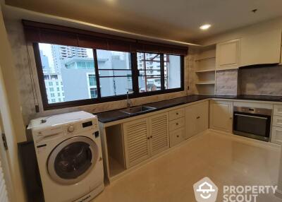 2-BR Apt. near BTS Phrom Phong