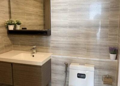 2-BR Condo at Fynn Aree near BTS Ari