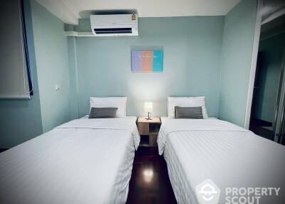 2-BR Apt. near BTS Phloen Chit