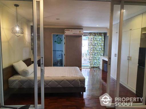 1-BR Condo at Rin House Condominium near MRT Sukhumvit (ID 491772)