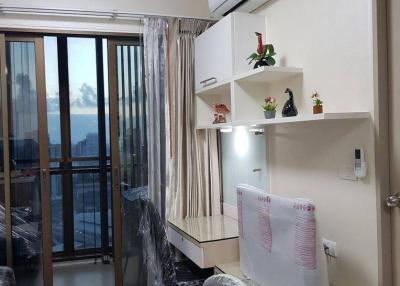 1-BR Condo at Ideo Mix Sukhumvit 103 near BTS Udom Suk