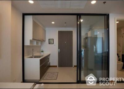 1-BR Condo at Supalai Premier Charoen Nakhon near BTS Krung Thon Buri