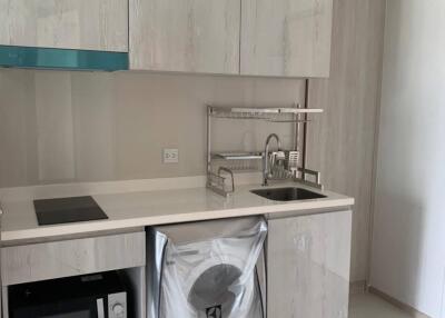 1-BR Condo at Life One Wireless near BTS Phloen Chit