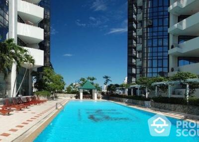 1-BR Condo at The Waterford Thonglor near MRT Sanam Chai