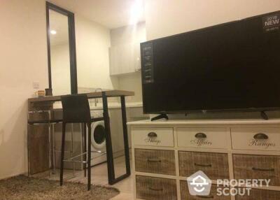 1-BR Condo at Life Asoke near ARL Makkasan