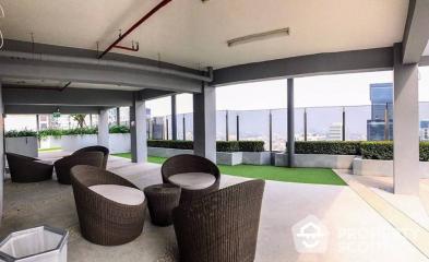 1-BR Condo at Rhythm Asoke Ll near MRT Phra Ram 9