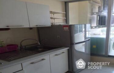 1-BR Condo at Life @ Phahol-Ari near BTS Saphan Khwai (ID 124682)