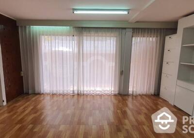 5-BR House near BTS Phra Khanong