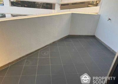 3-BR Apt. near MRT Sanam Chai