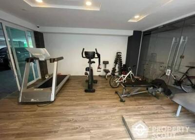 1-BR Serviced Apt. near BTS Thong Lor