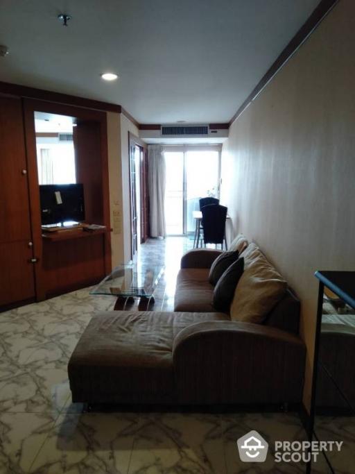 1-BR Condo at Diamond Sukhumvit near BTS On Nut