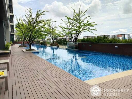 2-BR Condo at Ideo Blucove Sukhumvit near BTS Udom Suk