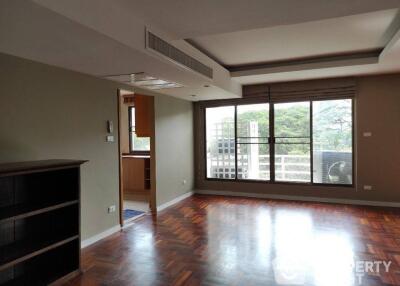 2-BR Condo at Polo Park Condominium near MRT Lumphini