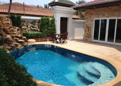 Jomtien Pool Villa For Sale