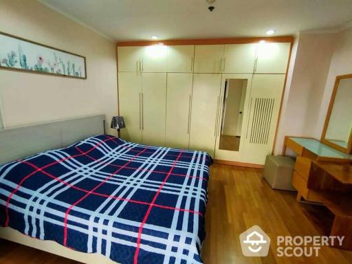 2-BR Condo near BTS Saphan Khwai (ID 494635)