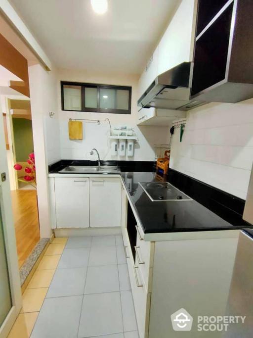 2-BR Condo near BTS Saphan Khwai (ID 494635)