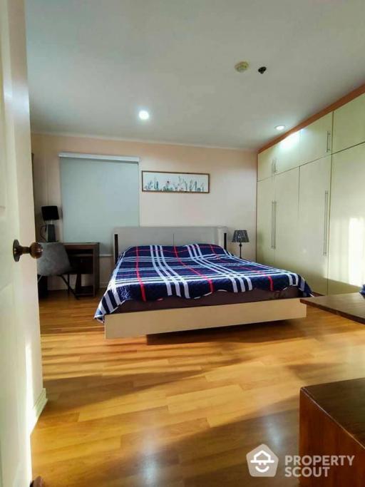 2-BR Condo near BTS Saphan Khwai (ID 494635)