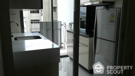 1-BR Condo at The Room Sukhumvit 62 near BTS Punnawithi (ID 34511)