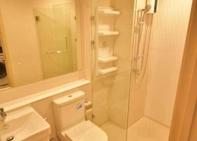 Studio Apt. near BTS Phloen Chit (ID 466905)