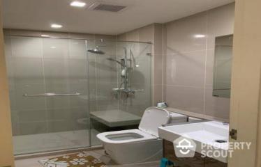 2-BR Condo near MRT Sutthisan (ID 424800)