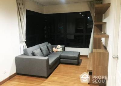 1-BR Condo at The Crest Phahonyothin 11 near BTS Ari (ID 424343)