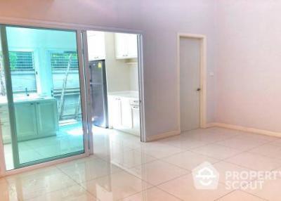 2-BR Townhouse near MRT Queen Sirikit National Convention Centre (ID 423099)
