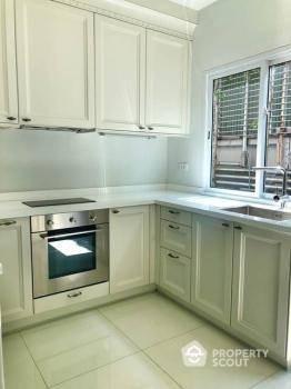 2-BR Townhouse near MRT Queen Sirikit National Convention Centre (ID 423099)