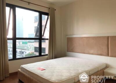 1-BR Condo at The Crest Phahonyothin 11 near BTS Ari (ID 410426)