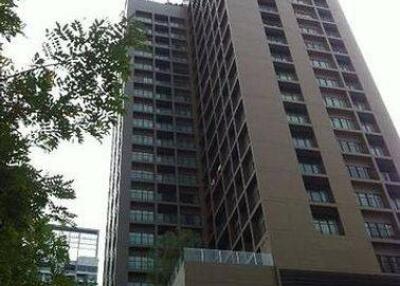 1-BR Condo at Noble Refine Prompong near BTS Phrom Phong (ID 388658)