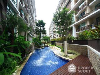 1-BR Condo at The Clover Thonglor Residence near BTS Thong Lor