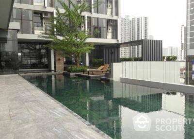 1-BR Condo near MRT Phra Ram 9