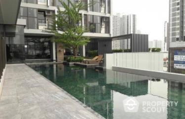 1-BR Condo near MRT Phra Ram 9