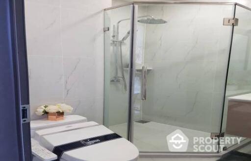 1-BR Condo near MRT Phra Ram 9