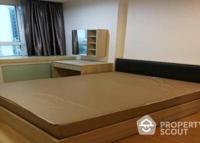 1-BR Condo near MRT Phra Ram 9 (ID 139876)