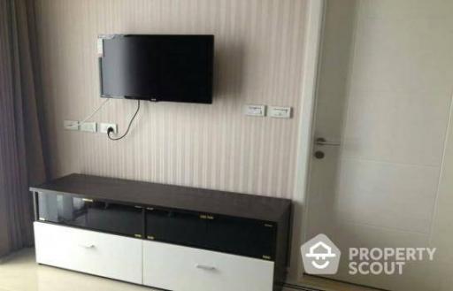 1-BR Condo near MRT Phra Ram 9 (ID 136025)