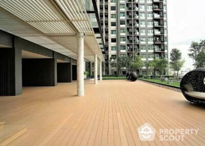 1-BR Condo at Life Asoke near ARL Makkasan