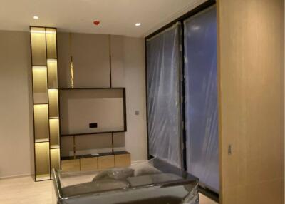 1-BR Condo at Ashton Silom near BTS Chong Nonsi