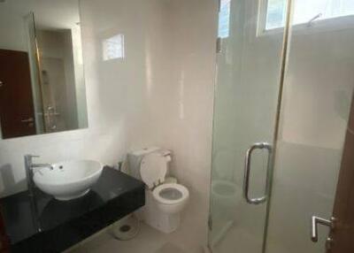 3-BR Condo at Sukhumvit City Resort Condominium near BTS Nana (ID 400599)