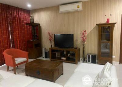 3-BR Condo at Sukhumvit City Resort Condominium near BTS Nana (ID 400599)