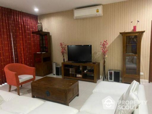 3-BR Condo at Sukhumvit City Resort Condominium near BTS Nana (ID 400599)