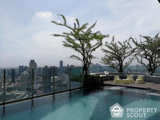 2-BR Condo at Rhythm Sukhumvit 42 near BTS Ekkamai