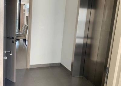 Studio Condo at Noble Ploenchit near BTS Phloen Chit