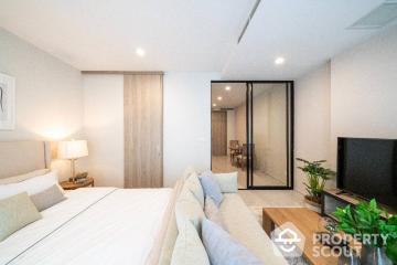 Studio Condo at Noble Ploenchit near BTS Phloen Chit