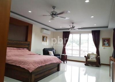 Pattaya Lagoon House for Sale in South Pattaya