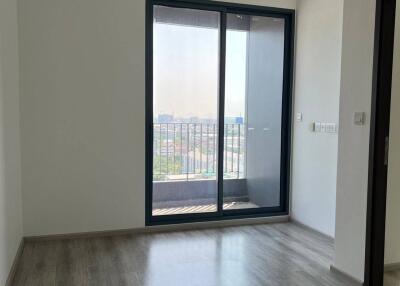 1-BR Condo at Ideo Mobi Sukhumvit 66 near BTS Udom Suk