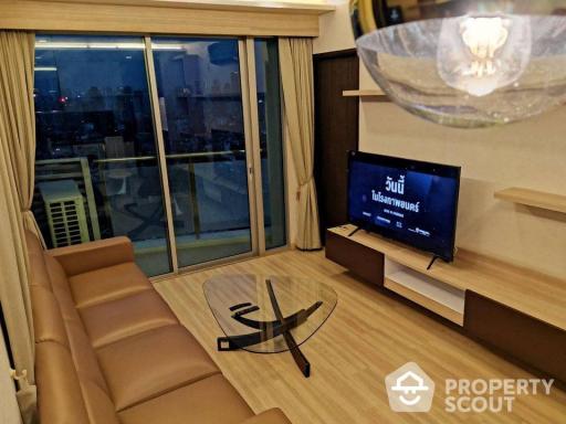 1-BR Condo at Sky Walk Residences near BTS Phra Khanong