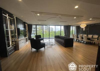 4-BR Condo at Park Court Sukhumvit 77 near BTS On Nut