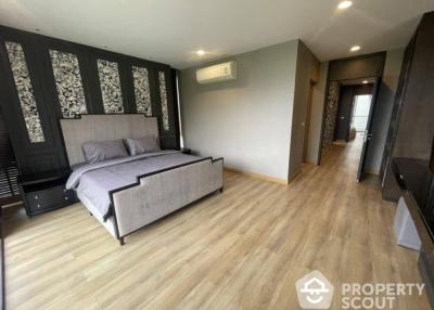 4-BR Condo at Park Court Sukhumvit 77 near BTS On Nut