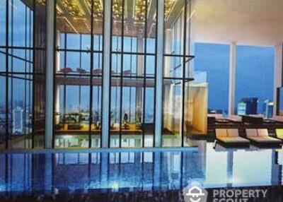 1-BR Condo at The Crest Sukhumvit 34 near BTS Thong Lor