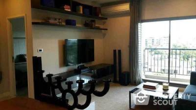 1-BR Condo at The Crest Sukhumvit 34 near BTS Thong Lor